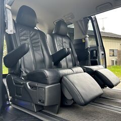 エスティマ★美品★後期型【アエラスレザーパッケージ】本車検フル令和9年5月迄・全席フル黒本革シート・後席フリップダウン・両側Pスライドドアの画像
