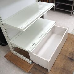 陳列棚　ホワイト　リユース品　価格　11,000円　在庫10台（5/1現在） - リサイクルショップ