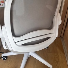 オフィスチェアーの画像