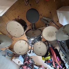 ドラムセットの画像