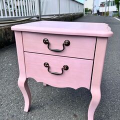 【417】【￥2200】サイドテーブル　かわいい　おしゃれ　ピンク　