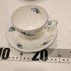 0501-233 イヴサンローラン　ティーカップ&ソーサー