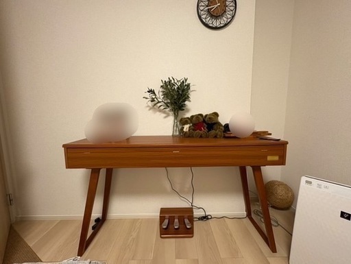 ピアノとヘッドフォン