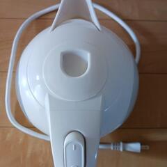 電気ケトルの画像