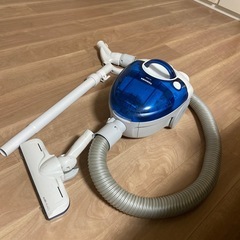 TOSHIBA  掃除機