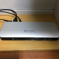 GYP0501 Thunderbolt(TM)3 ドッキングステ...