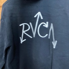 RVCA パーカーの画像