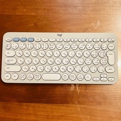 【中古・美品】ロジクール ワイヤレスキーボード PEBBLE K...