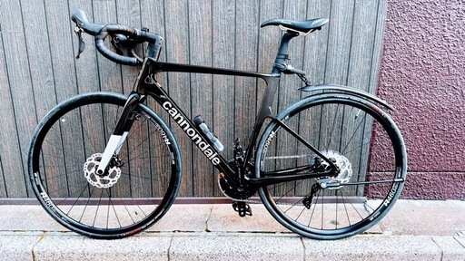 美品・新古品Cannondale SuperSix EVO 4（2024モデル） 美品・新古品Cannondale SuperSix EVO 4（2024） 認定中古車＆未走行車】