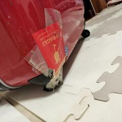 海外サイズのスーツケースの画像