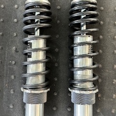 KYB リアサス　ガス式　アルミ削り出し　の画像