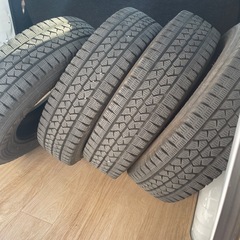 ブリヂストン　スタッドレス　165/80R14