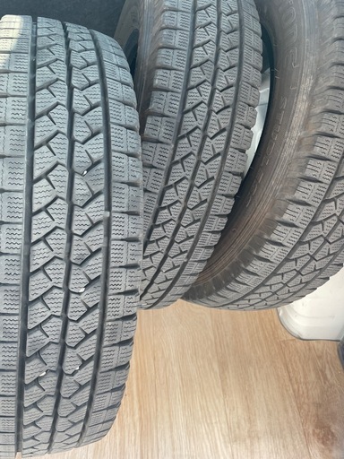 ブリヂストン　スタッドレス　165/80R14