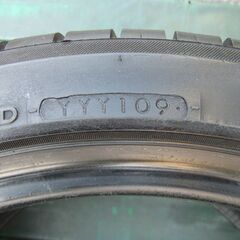 ヨコハマ　GRAND　PRIX　M７R　２６５/３５ZR１８　　１９９９年製の画像