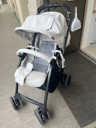 Combi ベビーカー クロスゴー 4キャス エッグショック