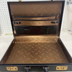 【D-440】アタッシュケース 超安値美品　中古 激安 鍵有の画像
