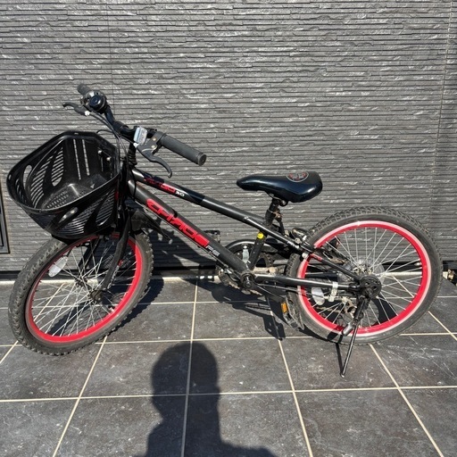 【自転車 キッズ 男の子】22インチ ブラックフレーム マウンテンバイク 6段切替