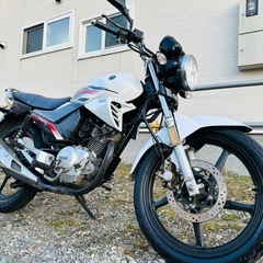 北海道　ヤマハ　YBR125 走行少ない！タイヤ前後山あり！バッ...