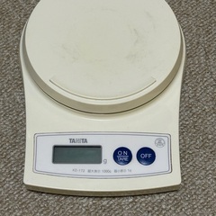 タニタ　はかり　計り　デジタルスケール　キッチンスケール　最小1g