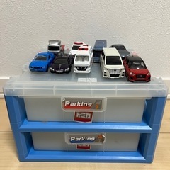 トミカケース、トミカ