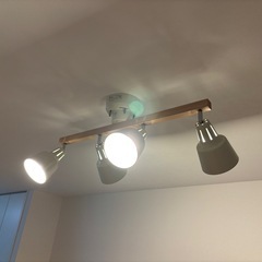 照明　スポットの画像