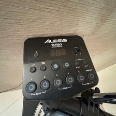 Alesis Turbo 電子ドラムセットの画像