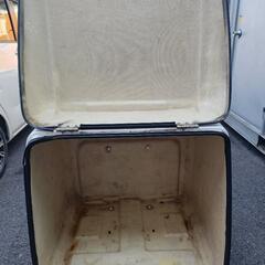 デリバリーボックスの画像