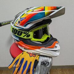 ☆VFX-WR PINNACLE　SHOEI　廃盤オフロードヘル...