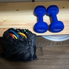 トレーニングチューブ&ダンベルの画像