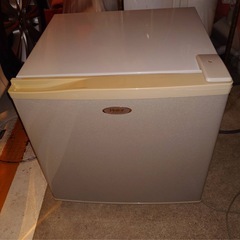 Haier JR-40A(W) ハイアール 冷蔵庫  40L