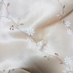 花柄カーテンの画像