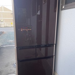 冷蔵庫と冷蔵庫セットです