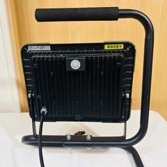 コーナンオリジナル PROACT PA LEDワークライト ６０W WLT-060LKN／高輝度 夜間 暗所 作業 広角 DIY等にの画像