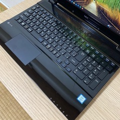 NEC LaVie 7世代ノートパソコンの画像