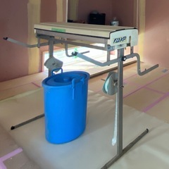 手動壁紙糊付機の画像