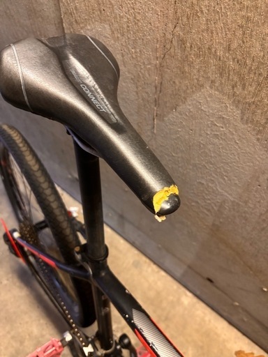 GIANT マウンテンバイク ブラック×レッド 引き取り限定（大阪市内） 直接引渡】GIANT マウンテンバイク レッド ROCK2 兵庫県洲本市 入荷