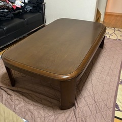 テーブル