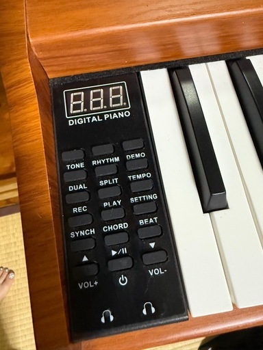 電子ピアノ