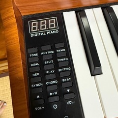 電子ピアノの画像