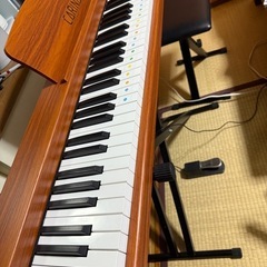 電子ピアノの画像