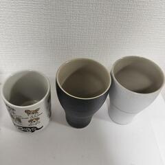 ペアの陶器コップ＆湯呑みの画像