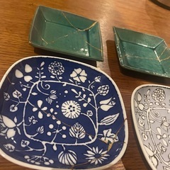 お皿3枚＋3枚セットの画像
