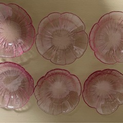 未使用　ガラス皿６枚セット