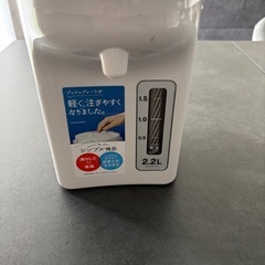 電気ポットの画像
