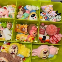 決まりました)デコパーツまとめ売りの画像