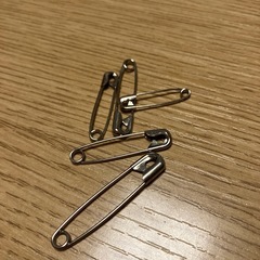 安全ピン