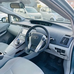 平成25年トヨタ プリウス 距離　49,600KM 車検　8 年／10月の画像