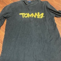 トミー　長袖　tシャツ