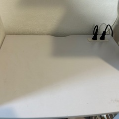 DORIS ドリス レンジ台 3段 スライド棚 幅60 キッチンラック キャスター付き コンセント付き レンジラック　ホワイトの画像