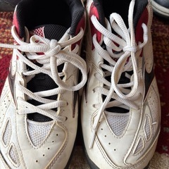 NIKE 23cm ニューバランス 22.5cm　ミズノ 23.5cm　シューズ　3足セット　子供　の画像